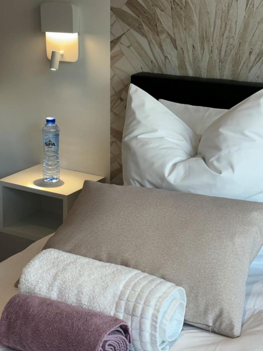 Studio de l'Avenue Spa Extérieur photo
